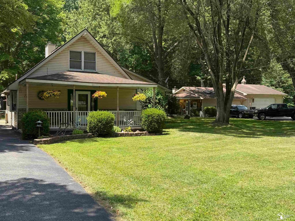 6975 Sarah Street, Bedford Twp, MI 48182