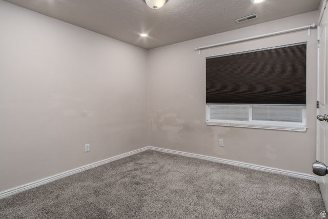 8699 S DIAMOND DOVE DR, West Jordan, UT 84088