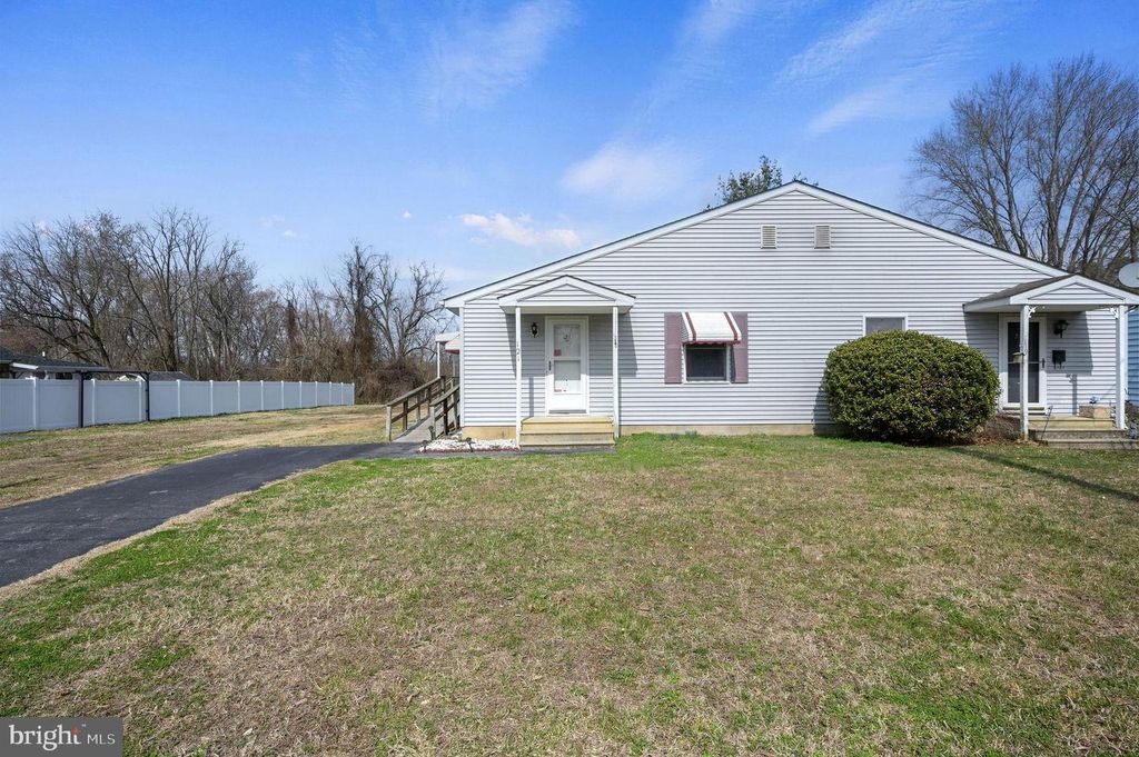 121 LOWBER ST, Frederica, DE 19946