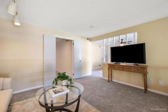 7137 Pebble Park Drive, West Bloomfield, MI 48322