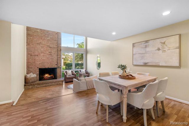 7137 Pebble Park Drive, West Bloomfield, MI 48322