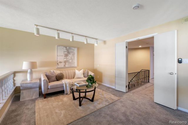 7137 Pebble Park Drive, West Bloomfield, MI 48322