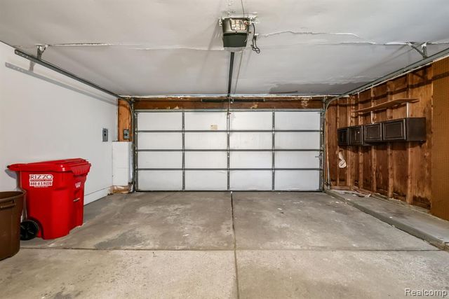 7137 Pebble Park Drive, West Bloomfield, MI 48322