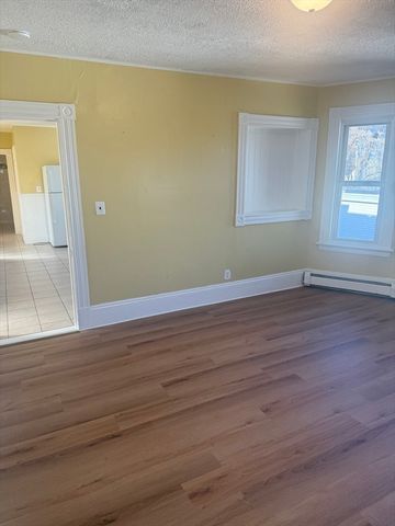 52 - 54 Margin St 4, Lawrence, MA 01841