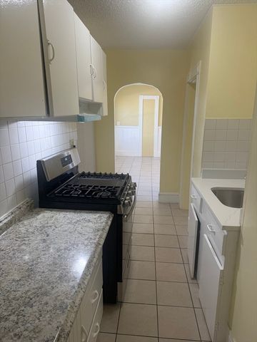 52 - 54 Margin St 4, Lawrence, MA 01841