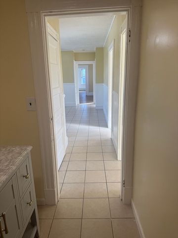 52 - 54 Margin St 4, Lawrence, MA 01841