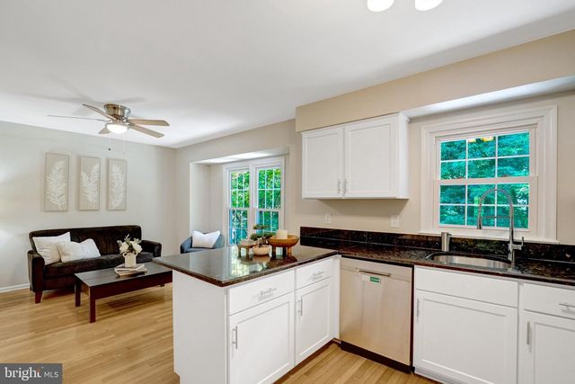 7838 ASHLEY GLEN RD, Annandale, VA 22003