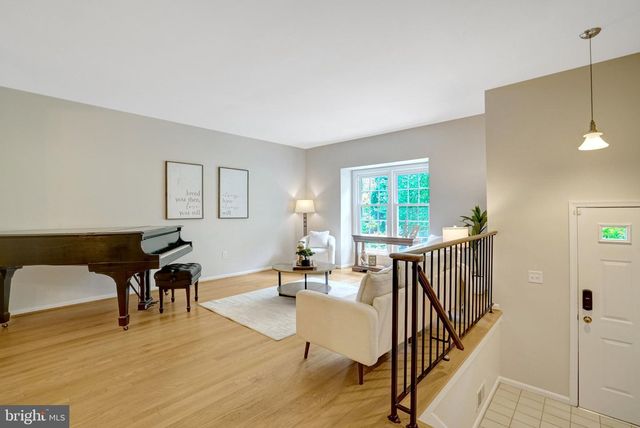 7838 ASHLEY GLEN RD, Annandale, VA 22003