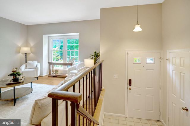7838 ASHLEY GLEN RD, Annandale, VA 22003