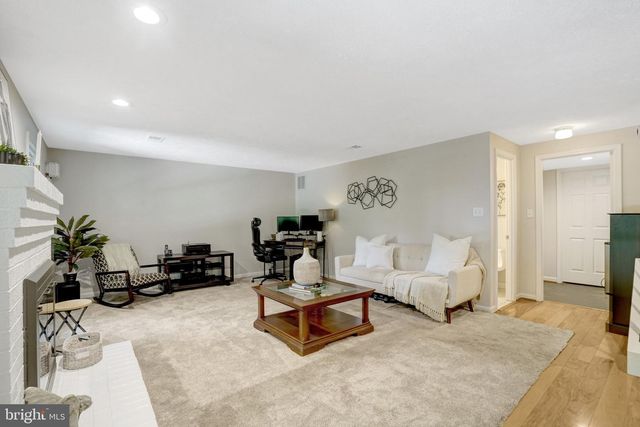 7838 ASHLEY GLEN RD, Annandale, VA 22003