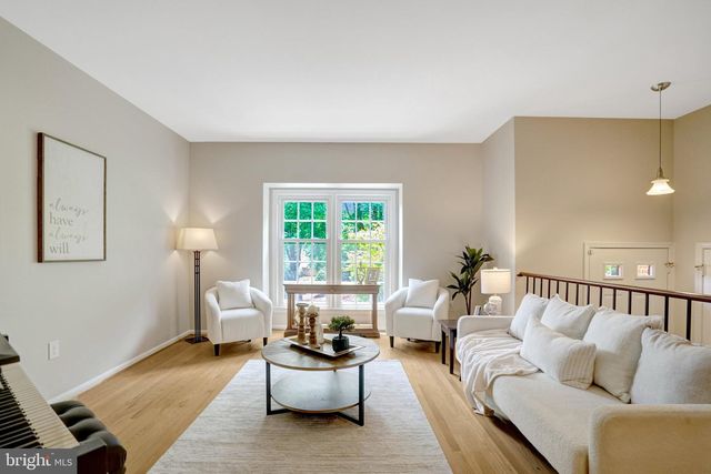 7838 ASHLEY GLEN RD, Annandale, VA 22003