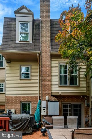 7838 ASHLEY GLEN RD, Annandale, VA 22003