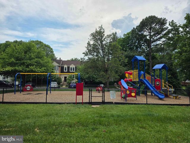 7838 ASHLEY GLEN RD, Annandale, VA 22003
