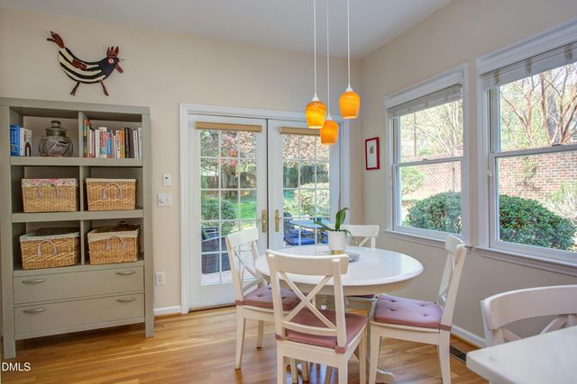 100 Glenview Place, Chapel Hill, NC 27514