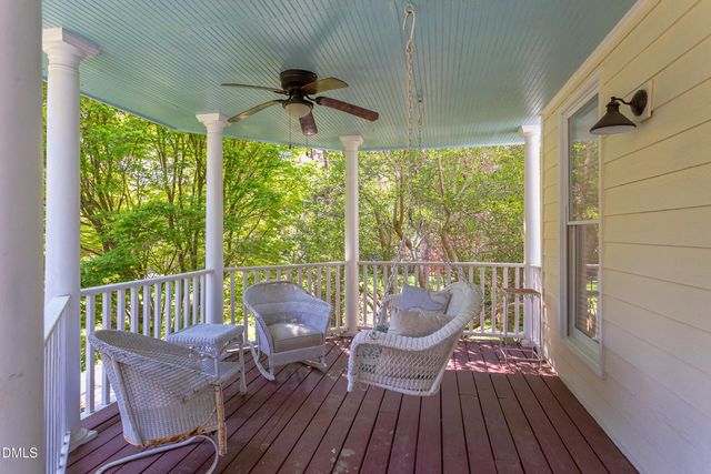 100 Glenview Place, Chapel Hill, NC 27514