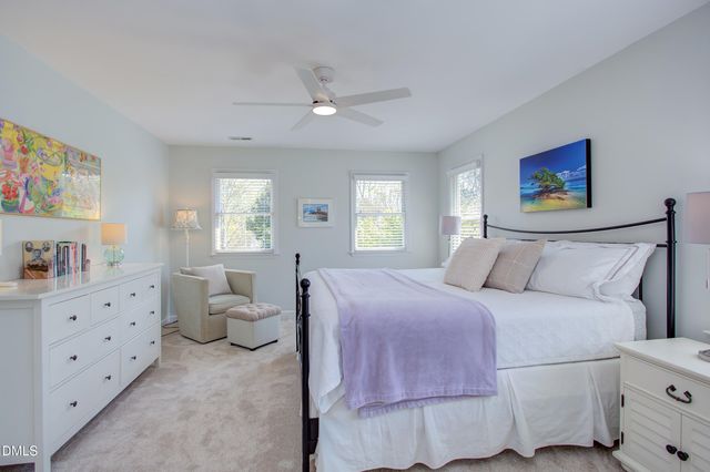 100 Glenview Place, Chapel Hill, NC 27514