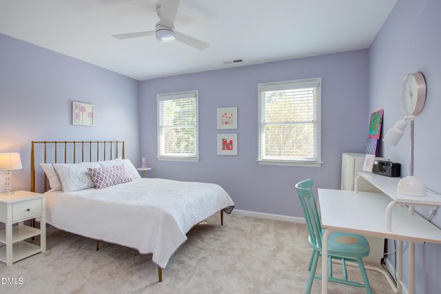 100 Glenview Place, Chapel Hill, NC 27514