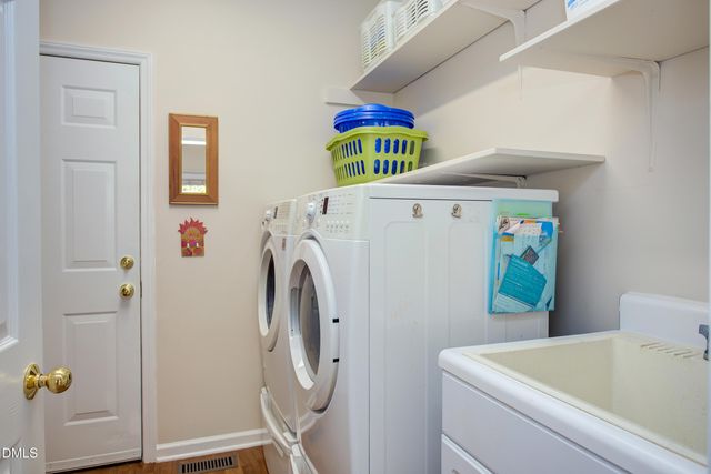 100 Glenview Place, Chapel Hill, NC 27514