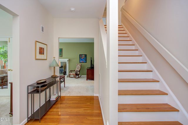 100 Glenview Place, Chapel Hill, NC 27514