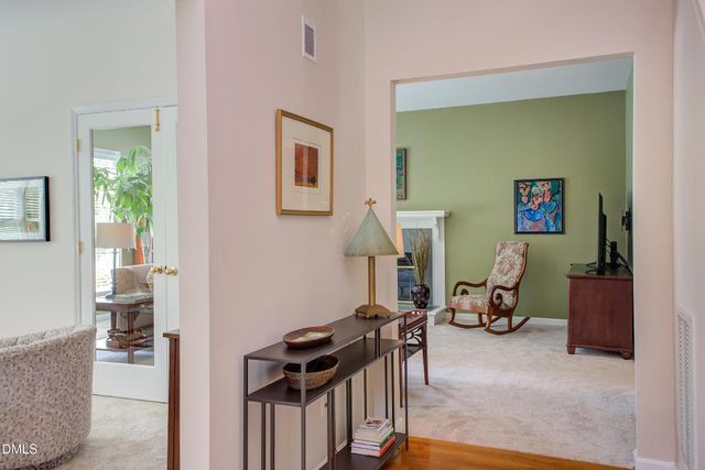 100 Glenview Place, Chapel Hill, NC 27514