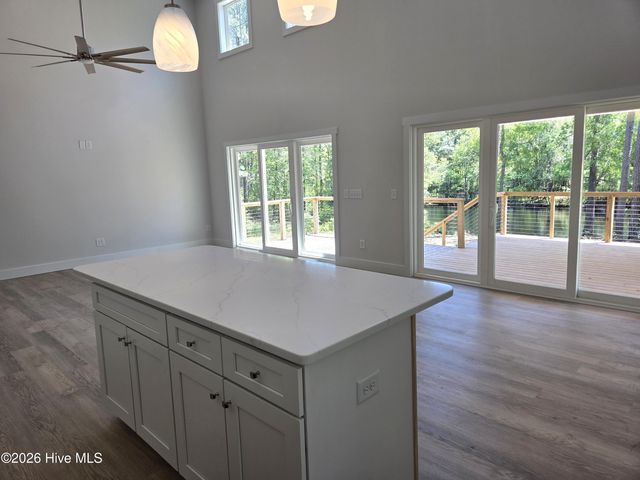 12374 Shaw Highway, Burgaw, NC 28425