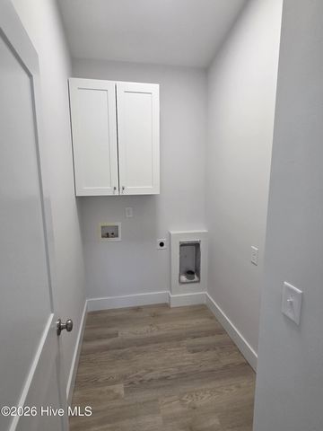 12374 Shaw Highway, Burgaw, NC 28425