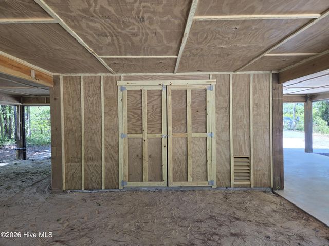 12374 Shaw Highway, Burgaw, NC 28425