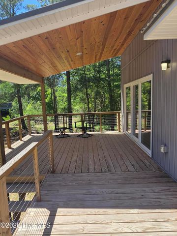 12374 Shaw Highway, Burgaw, NC 28425