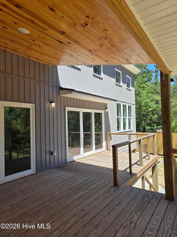 12374 Shaw Highway, Burgaw, NC 28425