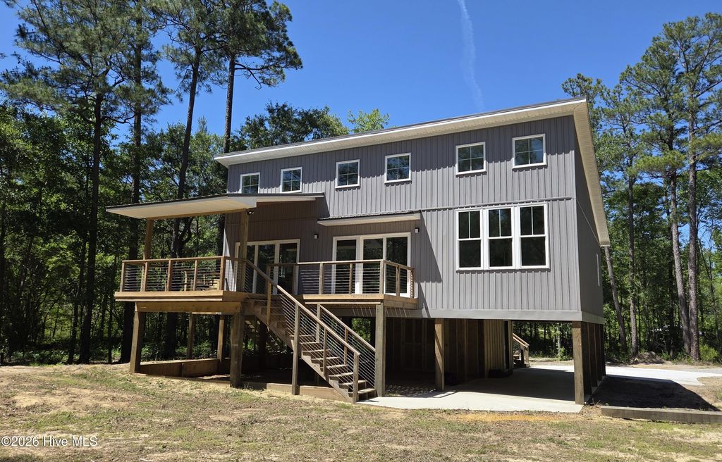12374 Shaw Highway, Burgaw, NC 28425