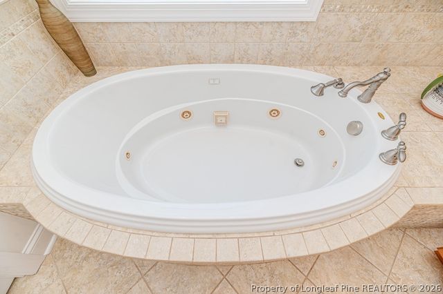 172 Canyon Creek Drive, Sanford, NC 27330