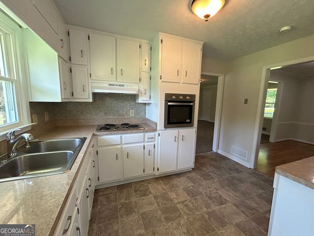 488 Dogwood Trail, Tyrone, GA 30290