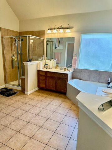 1005 Trailwood Drive, Desoto, TX 75115