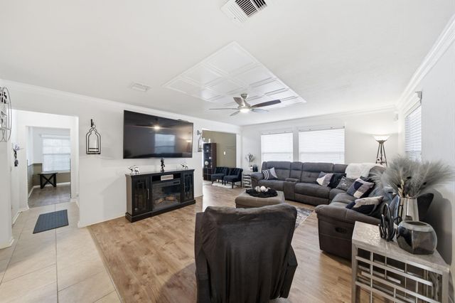 6619 Romsley Lane, Houston, TX 77049