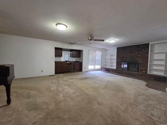 104 CR 7010, Wynne, AR 72396