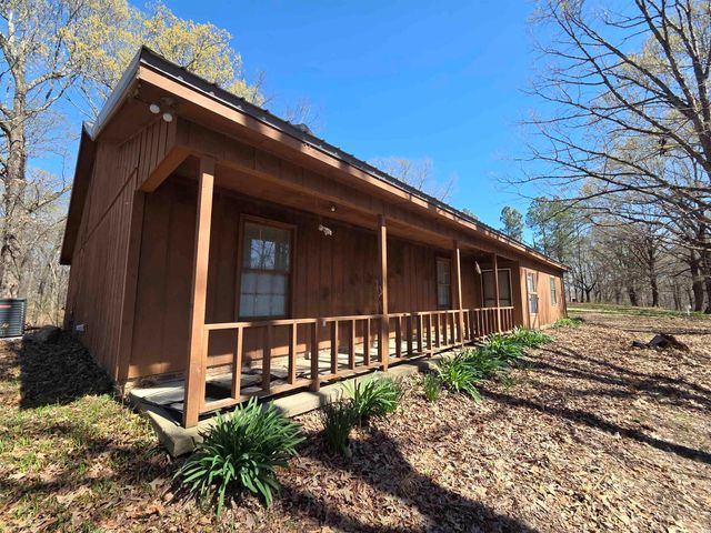 104 CR 7010, Wynne, AR 72396