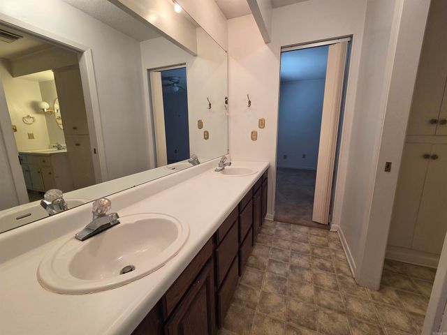 104 CR 7010, Wynne, AR 72396