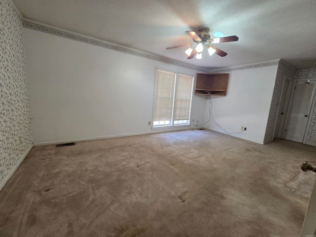 104 CR 7010, Wynne, AR 72396