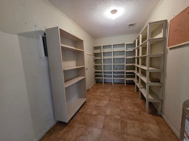 104 CR 7010, Wynne, AR 72396