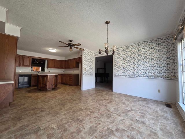 104 CR 7010, Wynne, AR 72396