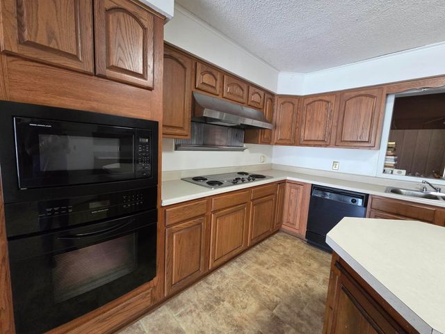 104 CR 7010, Wynne, AR 72396