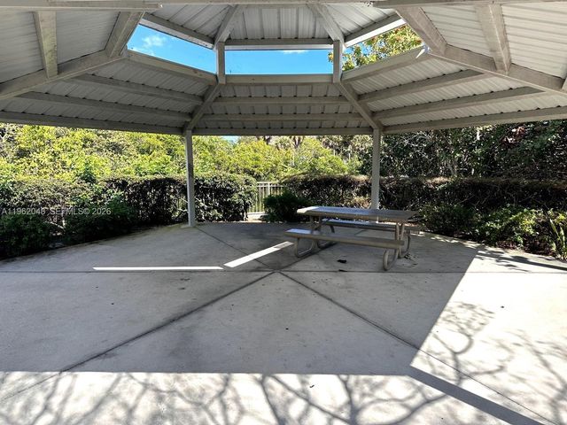 4396 SW 25th Ter 1-2, Dania Beach, FL 33312