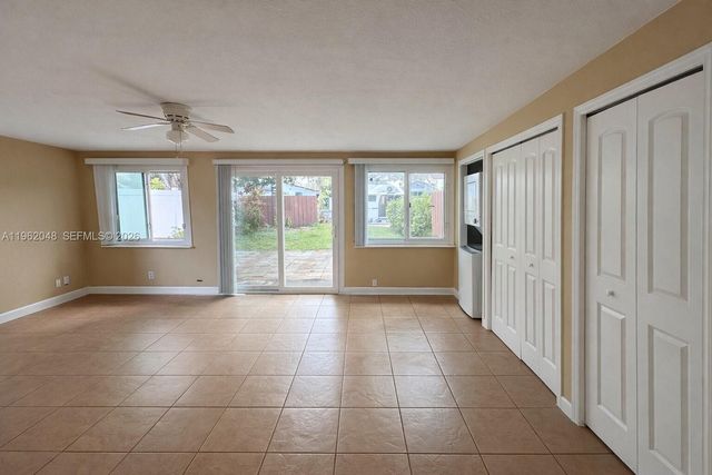 4396 SW 25th Ter 1-2, Dania Beach, FL 33312