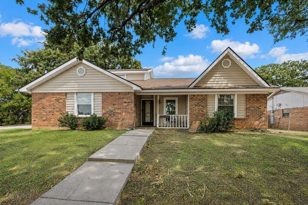4601 Mandalay Drive, Arlington, TX 76016 — exterior