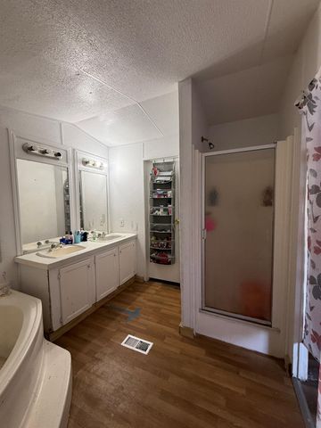 1395 Road 5607, Cleveland, TX 77327