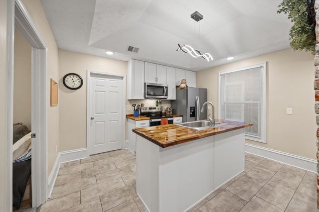 320 Logan Street, Frankfort, KY 40601