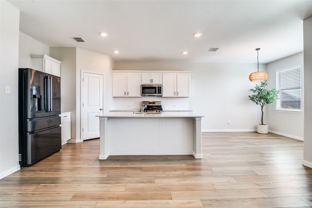 1042 Manuel Drive, Fate, TX 75087