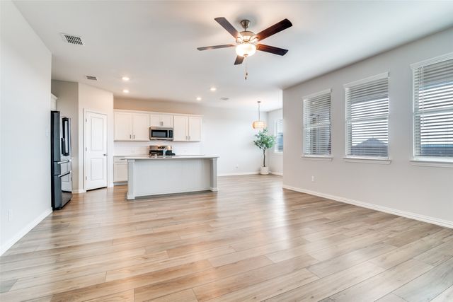 1042 Manuel Drive, Fate, TX 75087
