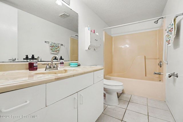 1420 Huntington Lane 2402, Rockledge, FL 32955