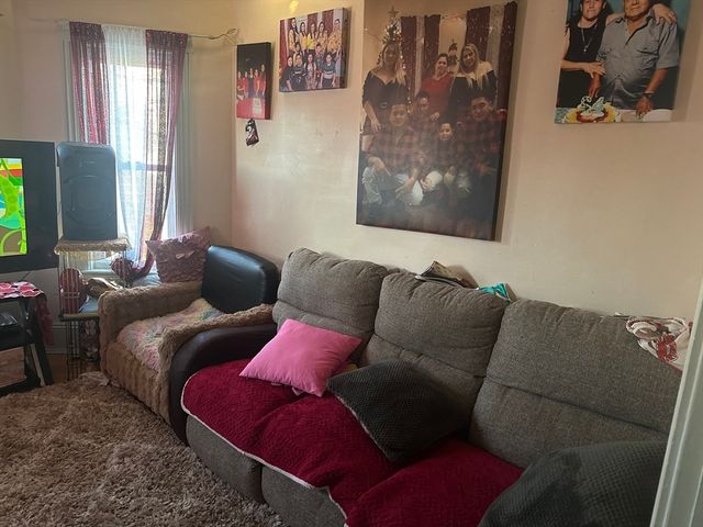 105 Summer St, Everett, MA 02149